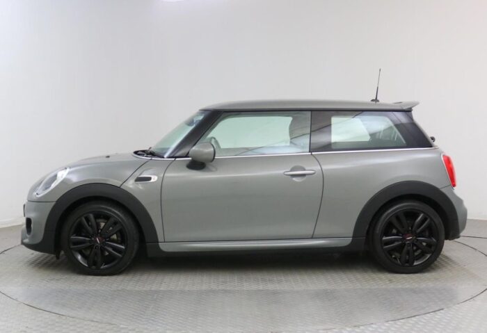 2018 MINI HATCH COOPER 1.5 COOPER 3d 134 BHP SA18WND - Image 4