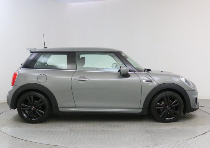 2018 MINI HATCH COOPER 1.5 COOPER 3d 134 BHP SA18WND - Image 8
