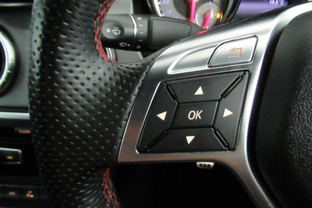 2014 MERCEDES-BENZ CLA 1.8 CLA200 CDI AMG SPORT 4d 136 BHP HK14RKJ - Image 14