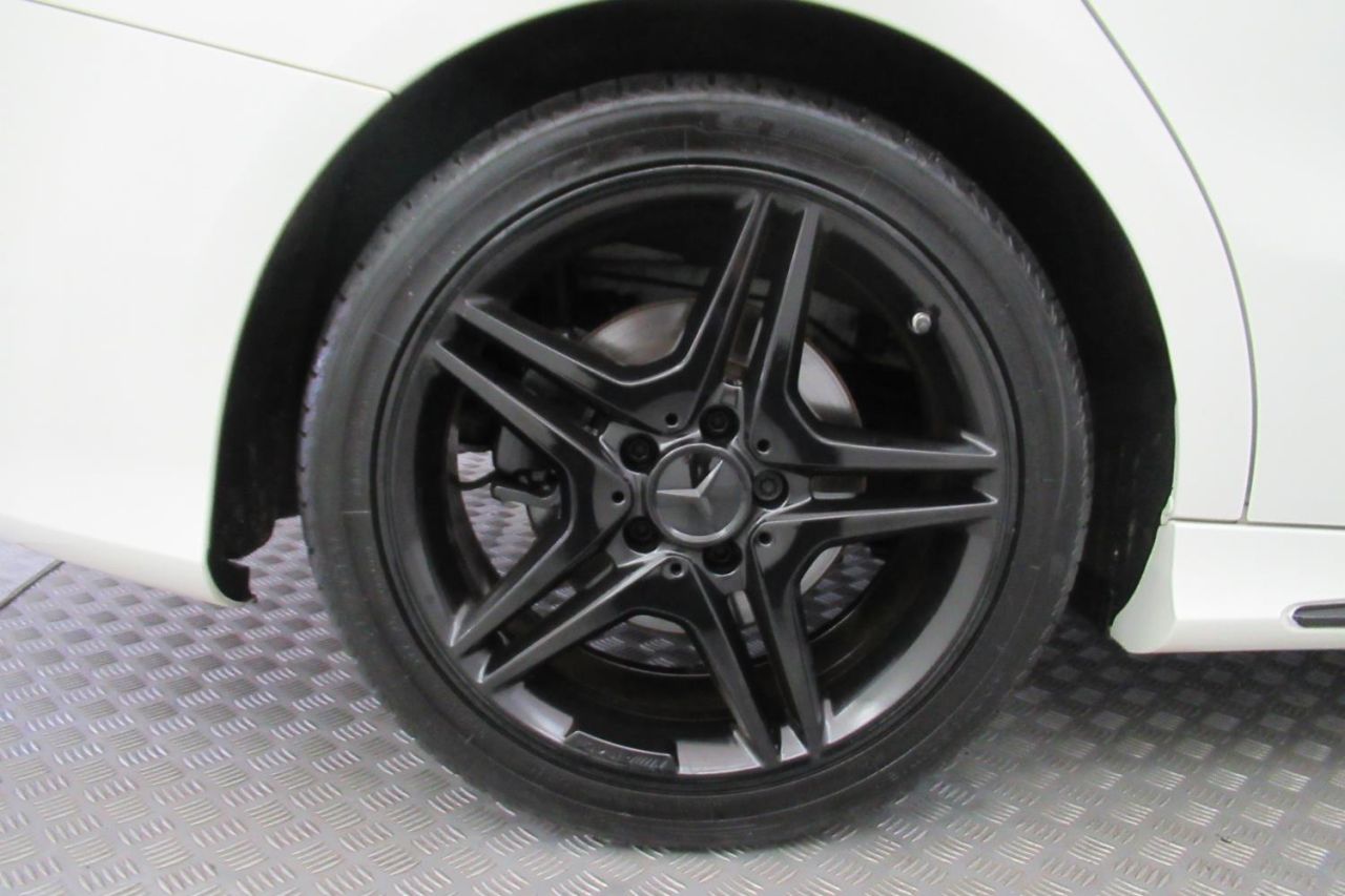 2014 MERCEDES-BENZ CLA 1.8 CLA200 CDI AMG SPORT 4d 136 BHP HK14RKJ - Image 25