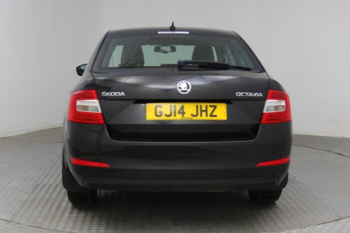 2014 SKODA OCTAVIA 2.0 ELEGANCE TDI CR 5d GJ14JHZ - Image 6