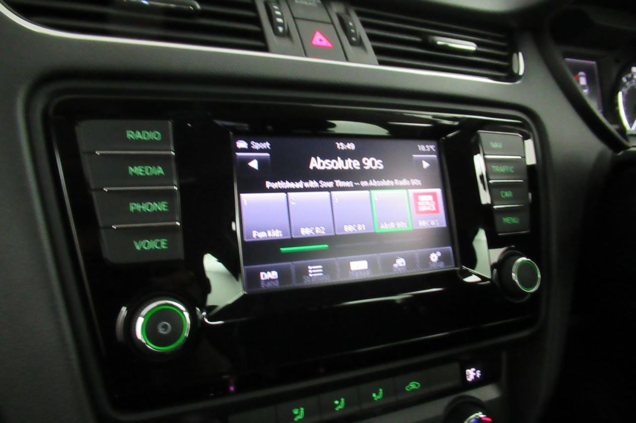 2014 SKODA OCTAVIA 2.0 ELEGANCE TDI CR 5d GJ14JHZ - Image 13