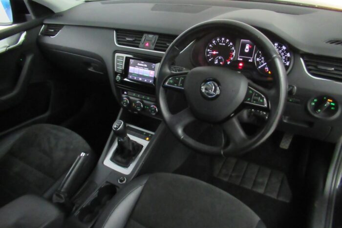 2014 SKODA OCTAVIA 2.0 ELEGANCE TDI CR 5d GJ14JHZ - Image 17