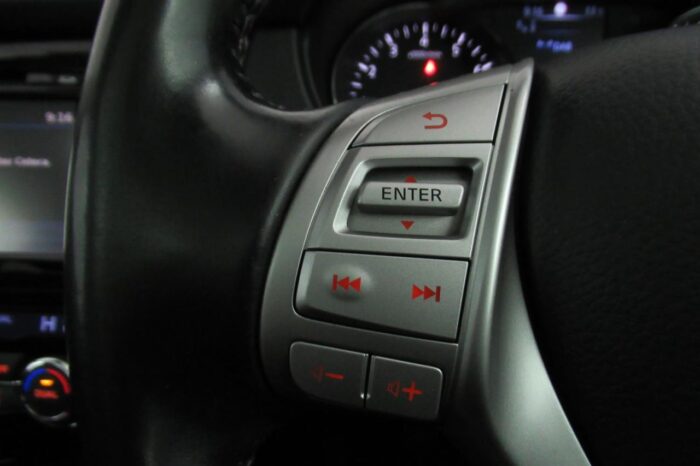 2014 NISSAN QASHQAI 1.2 TEKNA DIG-T 5d 113 BHP SW64BFZ - Image 16