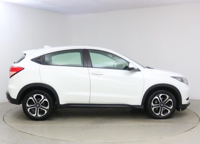 2018 HONDA HR-V 1.6 I-DTEC SE NAVI 5d FH67TXR - Image 8