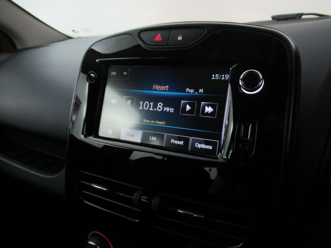 2014 RENAULT CLIO 0.9 DYNAMIQUE MEDIANAV ENERGY TCE S/S 5d SF14YUV - Image 12