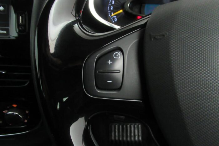 2014 RENAULT CLIO 0.9 DYNAMIQUE MEDIANAV ENERGY TCE S/S 5d SF14YUV - Image 16