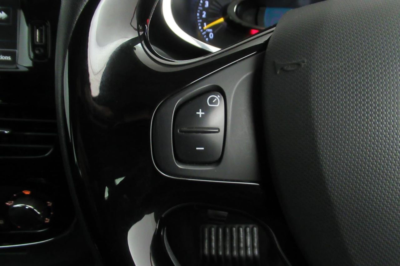 2014 RENAULT CLIO 0.9 DYNAMIQUE MEDIANAV ENERGY TCE S/S 5d SF14YUV - Image 16
