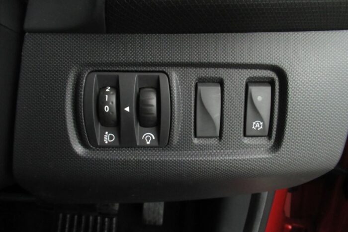 2014 RENAULT CLIO 0.9 DYNAMIQUE MEDIANAV ENERGY TCE S/S 5d SF14YUV - Image 18