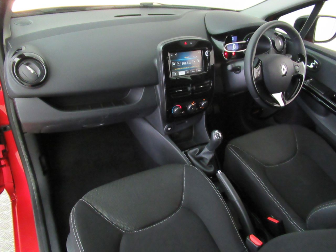 2014 RENAULT CLIO 0.9 DYNAMIQUE MEDIANAV ENERGY TCE S/S 5d SF14YUV - Image 23