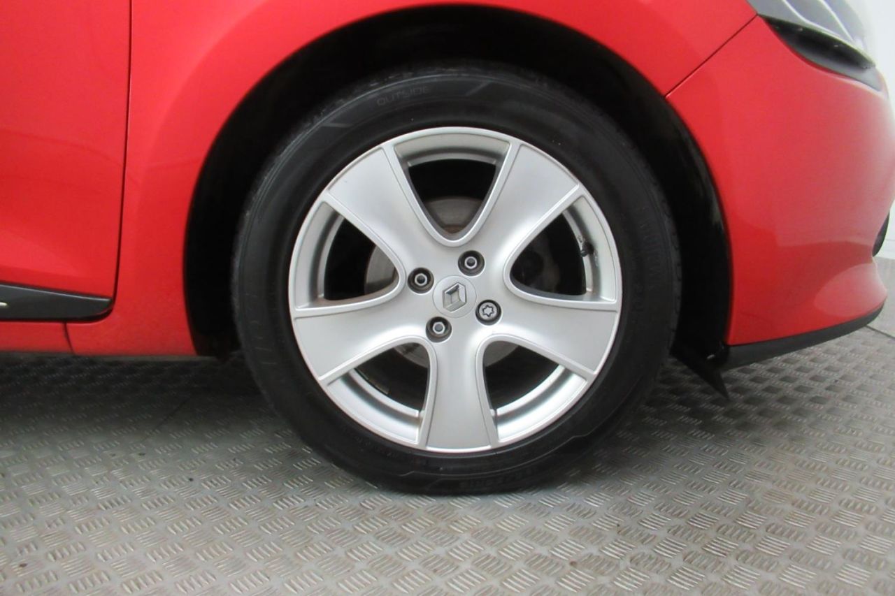 2014 RENAULT CLIO 0.9 DYNAMIQUE MEDIANAV ENERGY TCE S/S 5d SF14YUV - Image 28