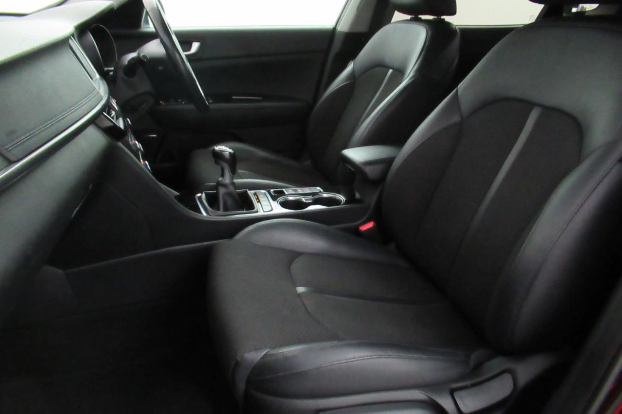 2016 KIA OPTIMA 1.7 CRDI 3 ISG 4d 139 BHP KV65SZE - Image 25
