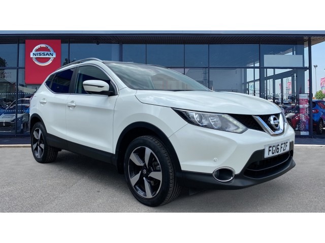 16 Nissan Qashqai 1.2 Dig-T N-Tec+ 5Dr Petrol Hatchback FG16FZF