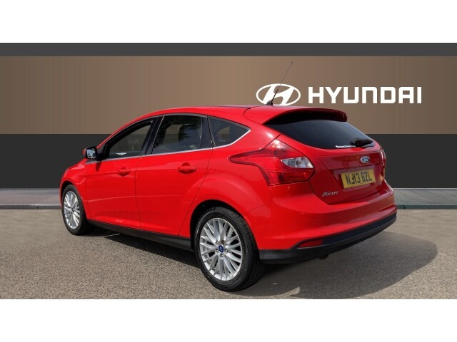 13 Ford Focus 1.0 125 Ecoboost Zetec 5Dr Petrol Hatchback NJ13BZL - Image 2