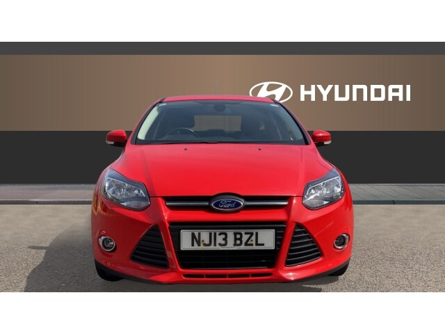 13 Ford Focus 1.0 125 Ecoboost Zetec 5Dr Petrol Hatchback NJ13BZL - Image 3