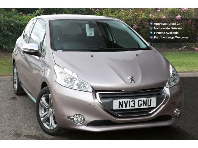 13 Peugeot 208 1.4 Vti Allure 3Dr Petrol Hatchback NV13GNU
