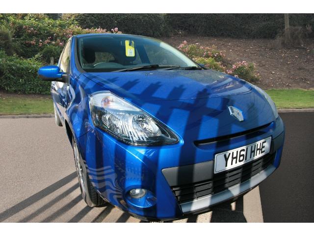 61 Renault Clio 1.2 16V I-Music 3Dr Petrol Hatchback YH61HHE