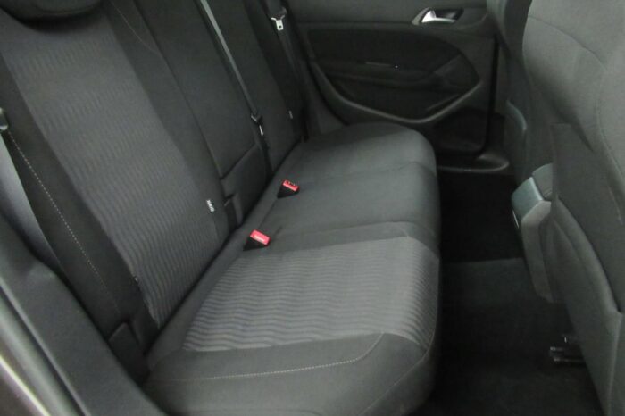2015 PEUGEOT 308 1.6 HDI SW ACTIVE 5d FG15WYX - Image 23
