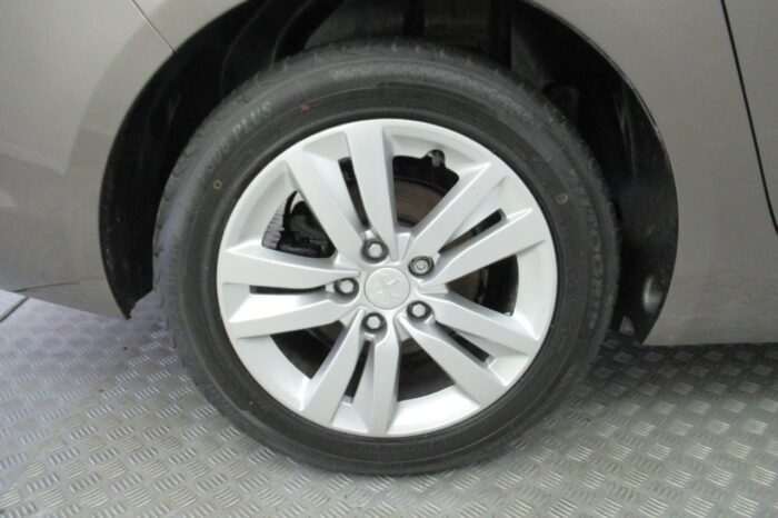 2015 PEUGEOT 308 1.6 HDI SW ACTIVE 5d FG15WYX - Image 25